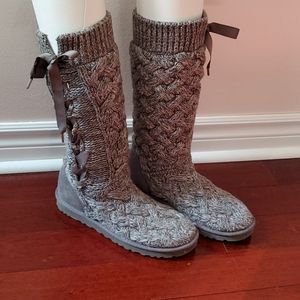 Ugg Knit Lace up  Mahalia Boots